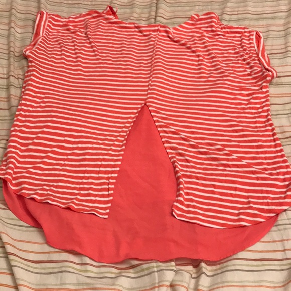 Women’s plus size striped top - Picture 2 of 5